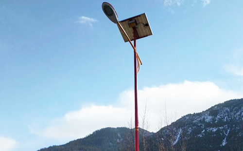 如何选择高质量的成县太阳能路灯材料：全方位指南